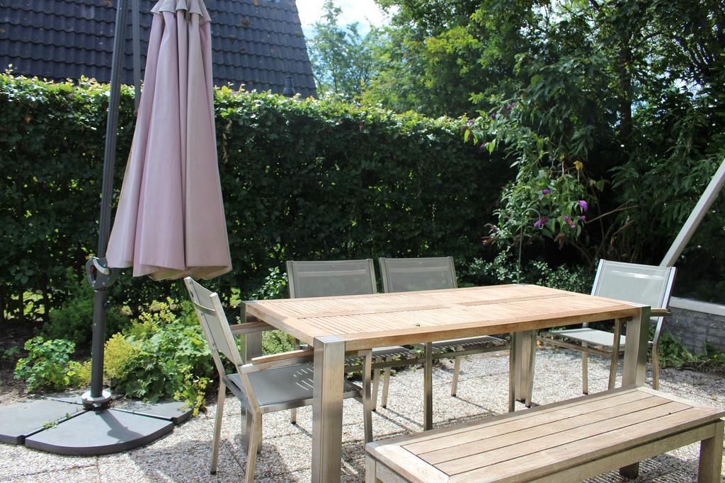 Bungalows - Bungalowpark Mooyeveld - Uniek Gelegen In De Duinen! Егмонд-Біннен Номер фото